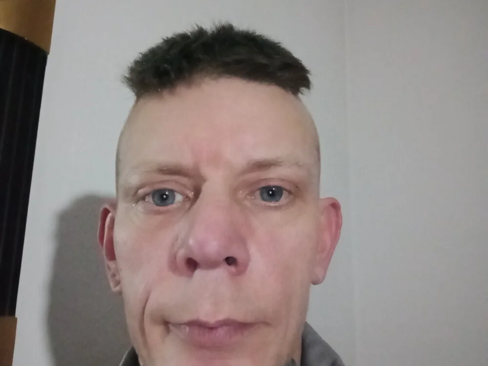 دردشة Der_Schoene_Penis الجنسية دون اتصال