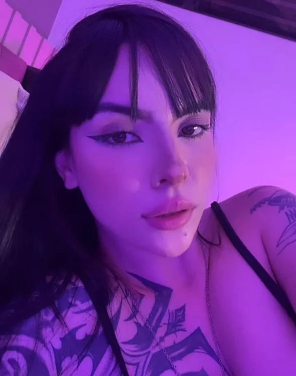 missy_miller_'s Offline XXX Chat