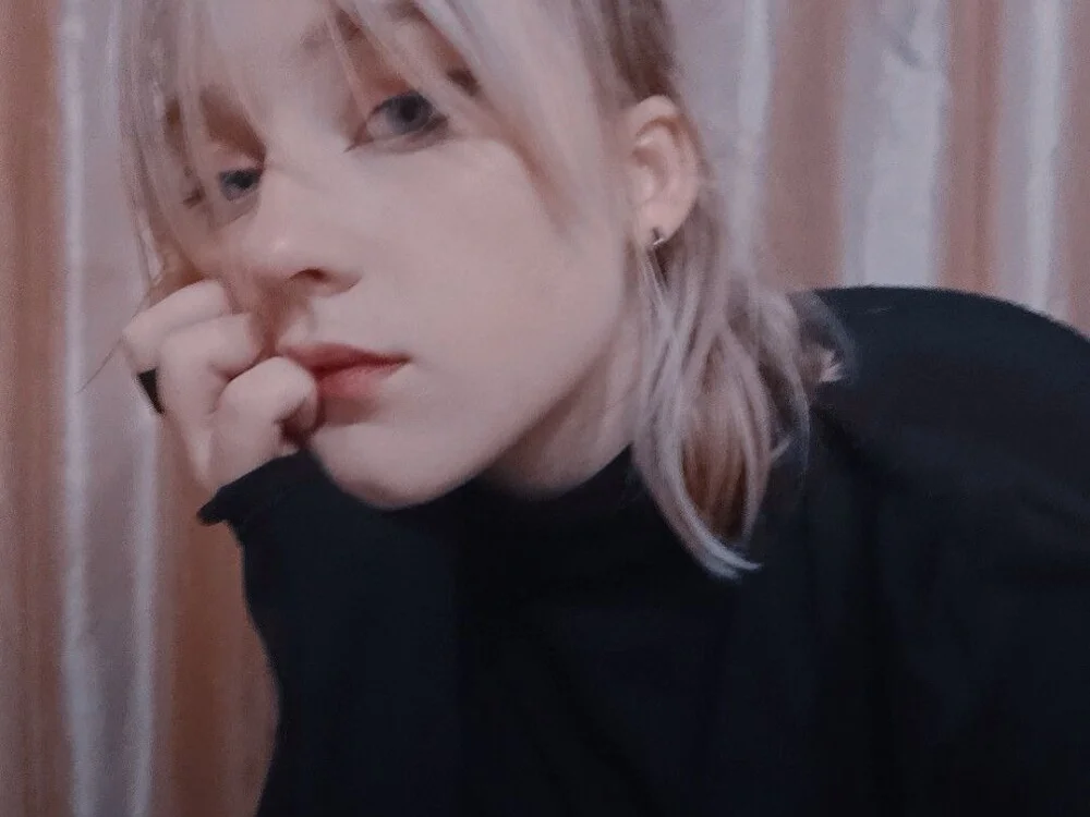 Dirty_kiss69 Offline XXX Chat