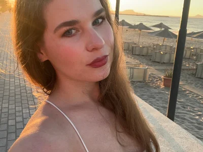 Katie_Cutest on StripChat