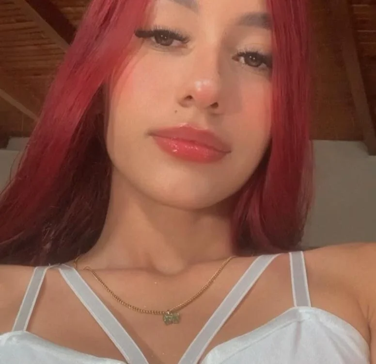 sharlott_miller Chat XXX offline