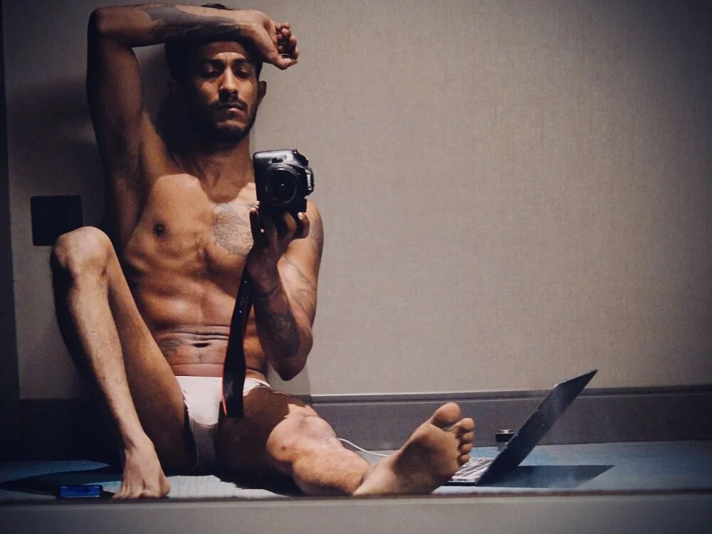 Antonio_shower_time Obrolan XXX Offline