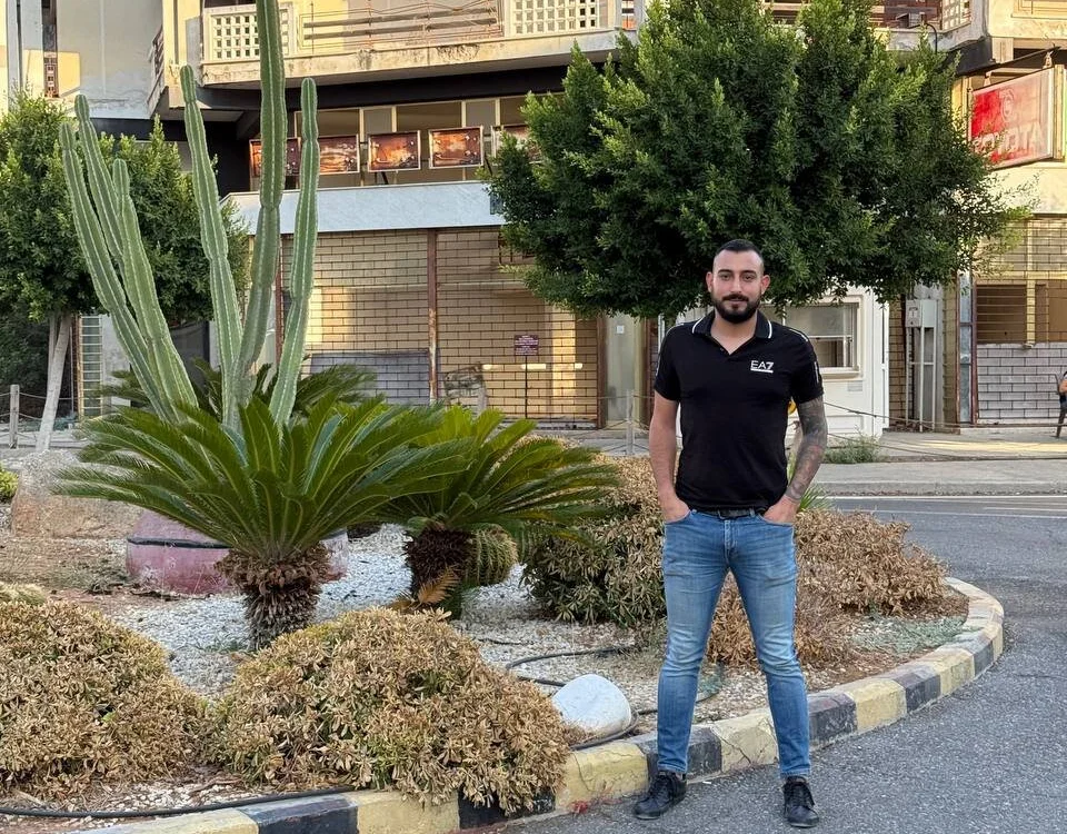 hakanbey33 Offline XXX Chat