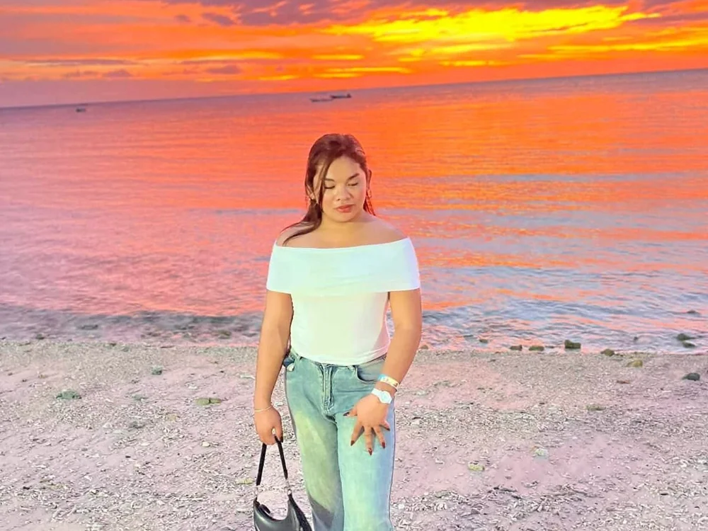 olla_victoria – Offline XXX chat