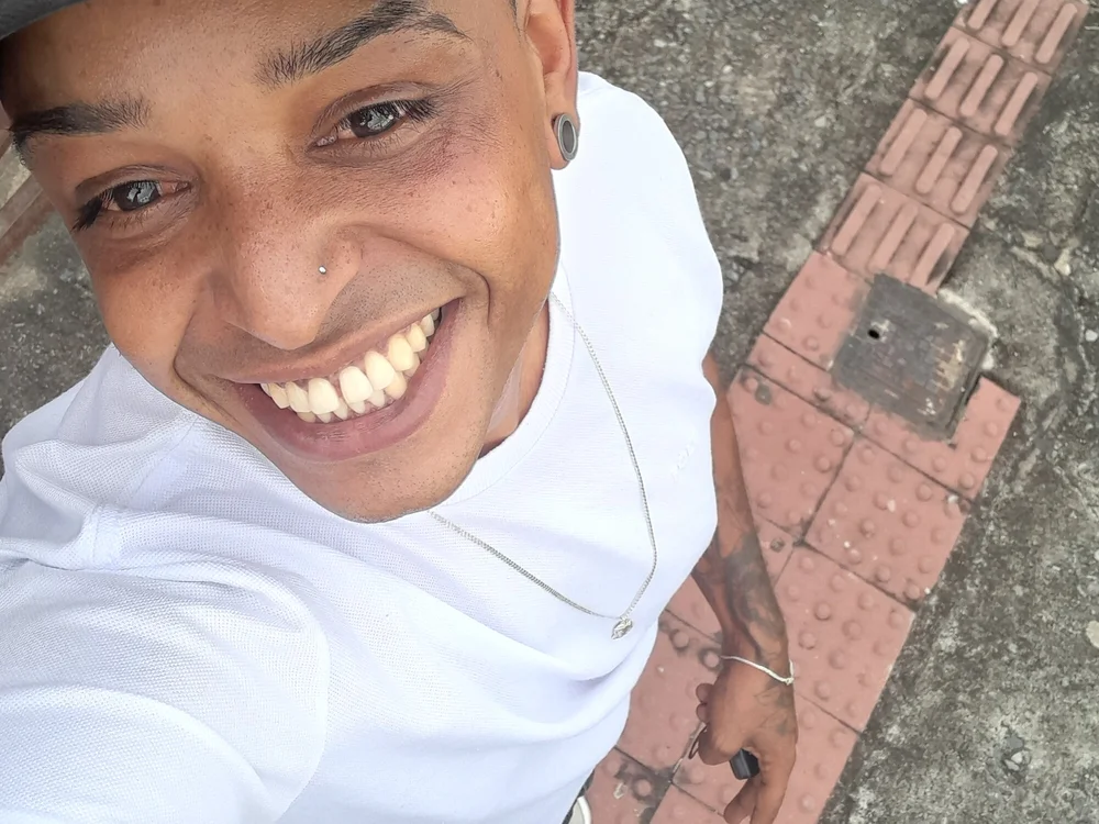 fredyn_gatonegro offline chatrum