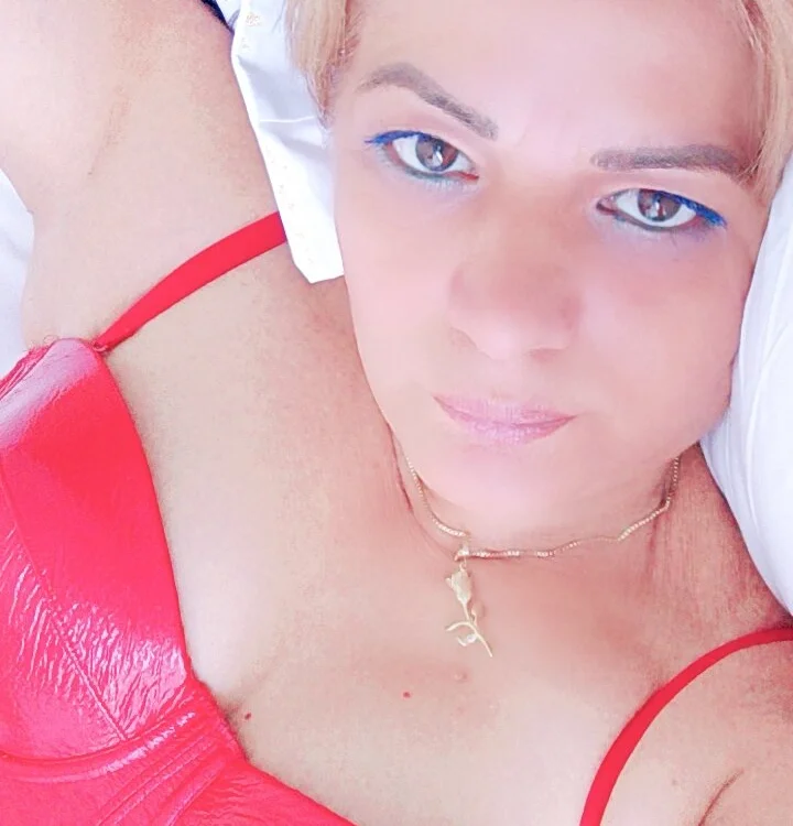 Simayyyyyyy Adlı Modelin Çevrimdışı XXX Sohbeti
