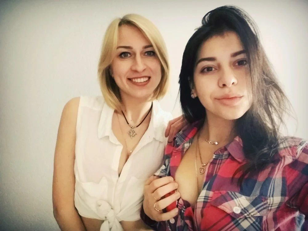 Sweetberriess' Offline XXX Chat