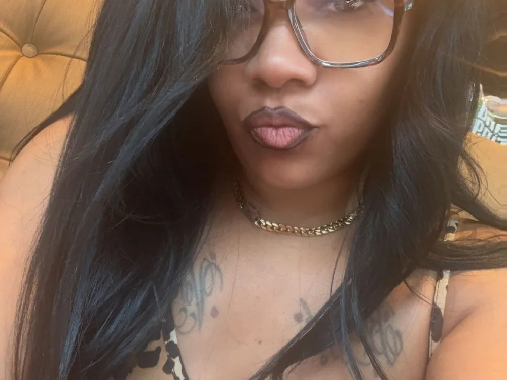 mzpretty444 Chat XXX offline