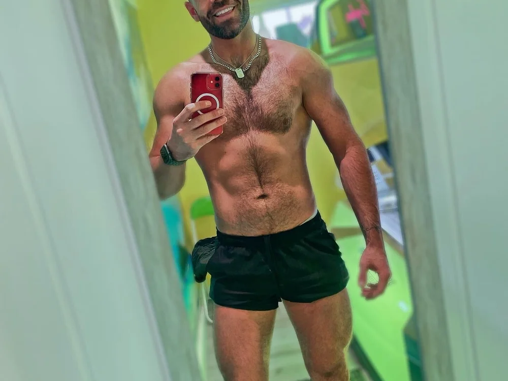 Thickdickdominantn Offline XXX chat