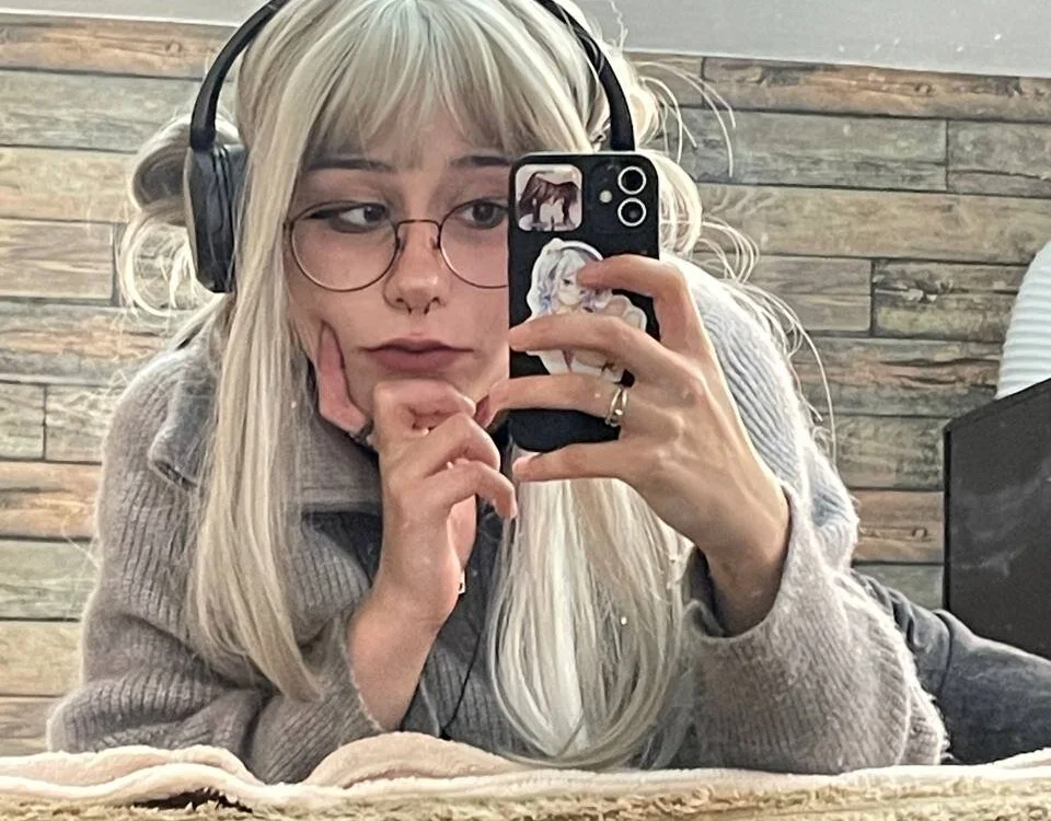 meomeee's Offline XXX Chat