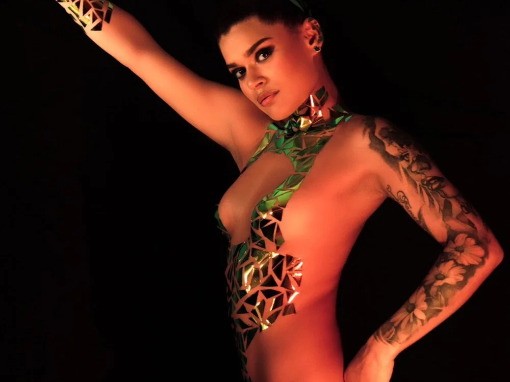 Annyjhonson's Offline XXX Chat