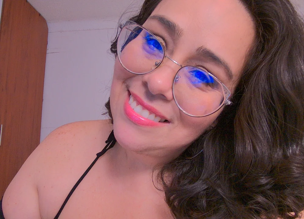 AnastaciaBlues Offline XXX-Chat