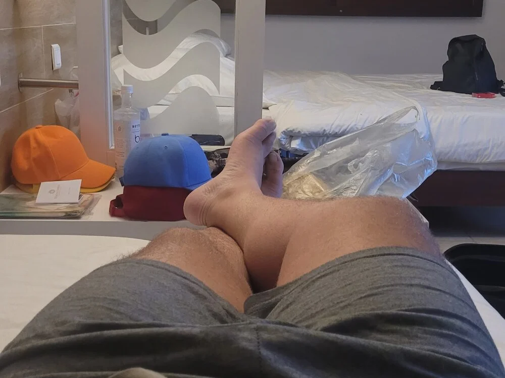 CuriousBearn Offline XXX chat