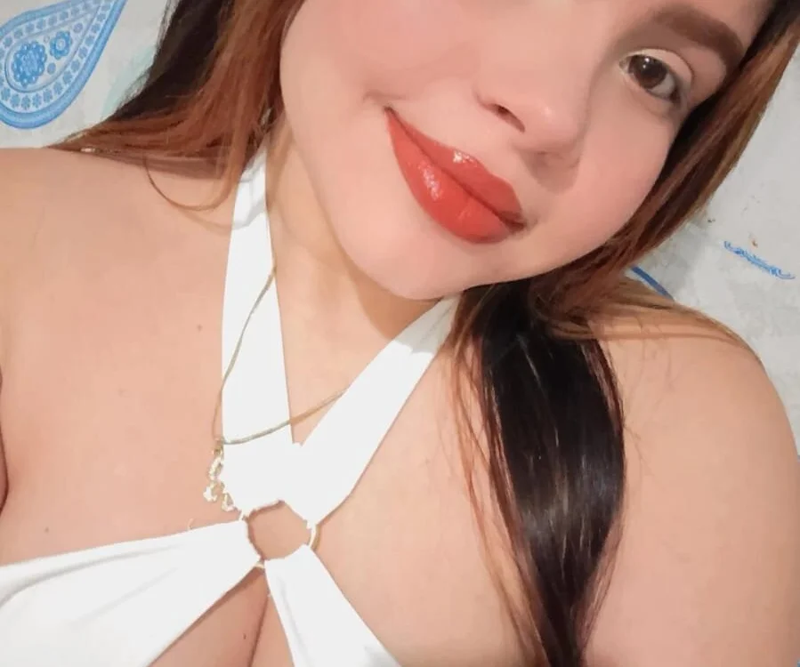 CAMILA_211: συνομιλία ΧΧΧ εκτός σύνδεσης