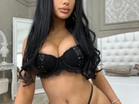 LuanaDess live XXX chat