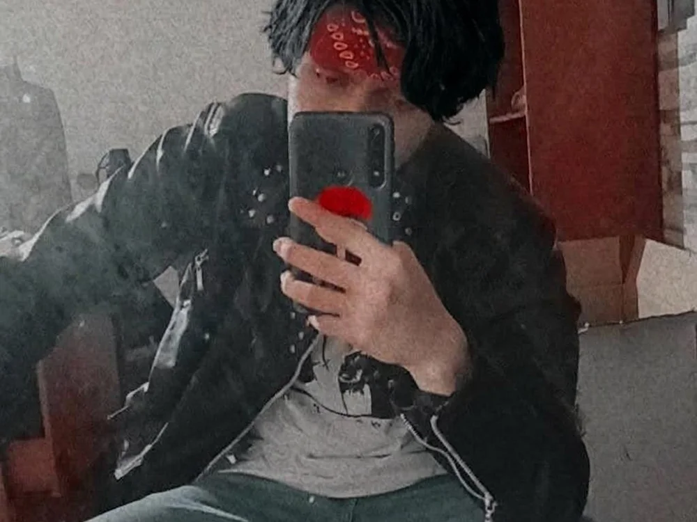 Shirowitheb Offline XXX-Chat