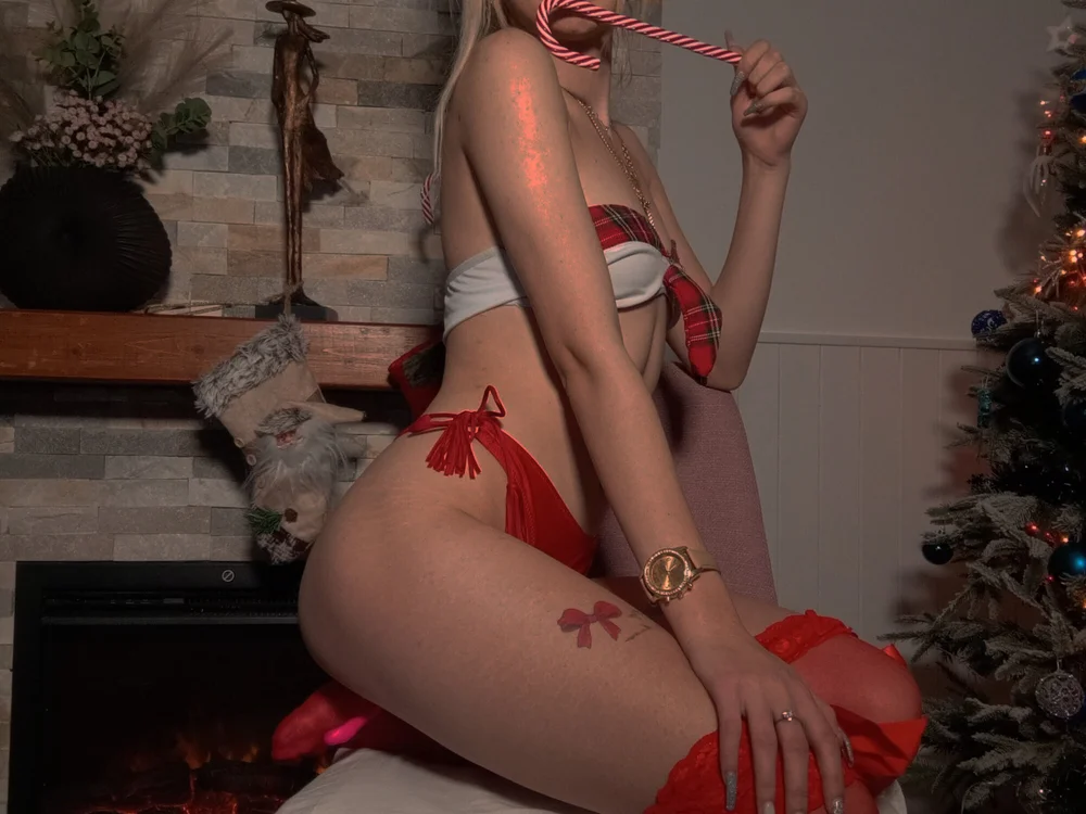 TanyaTopx's Offline XXX Chat