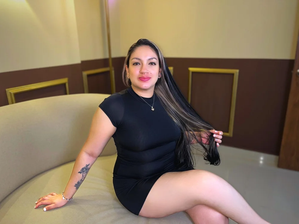 ElectraNavarro_ Offline XXX-chat