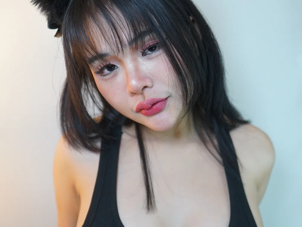 laybunny1 Offline XXX-Chat