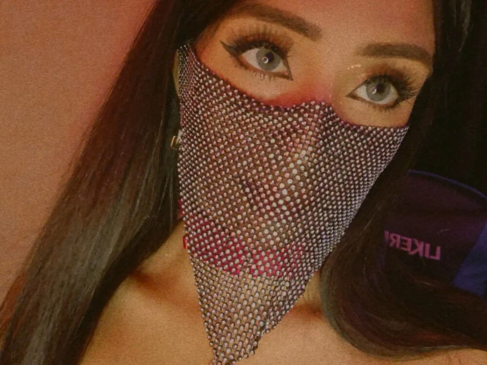 ---sophia---'s Offline XXX Chat