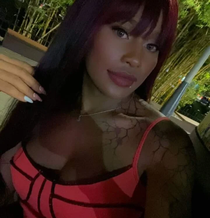 Barbie_Latina Offline XXX-Chat