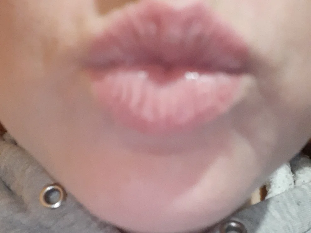 zara_black3's Offline XXX Chat