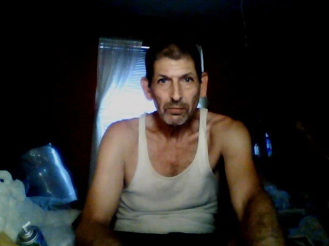 4playu6969's Offline Chat Room