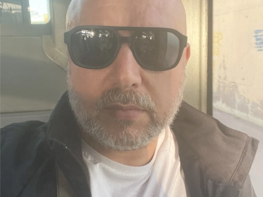 OLDMAN1978's Offline Chat Room