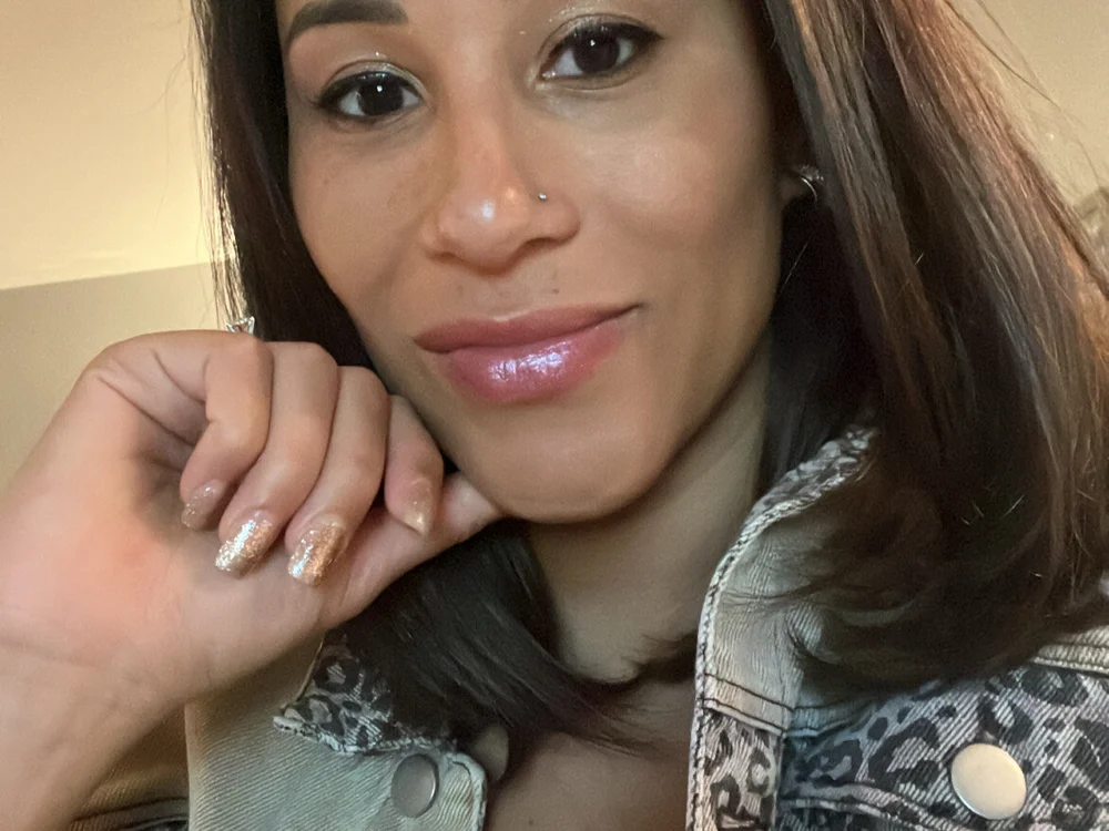 tuttifruitibabe1995's Offline XXX Chat