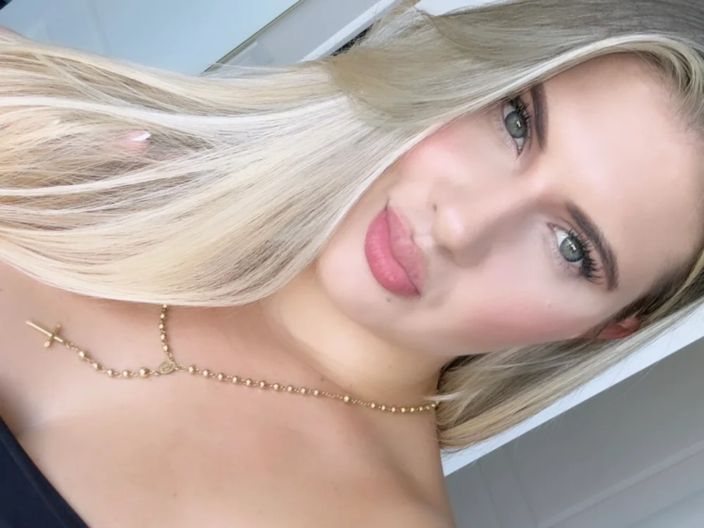 EmiilyAdams_'s Offline XXX Chat