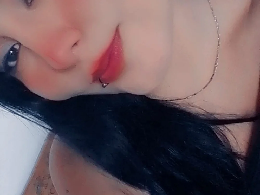 Fetish_hotxx's Offline XXX Chat