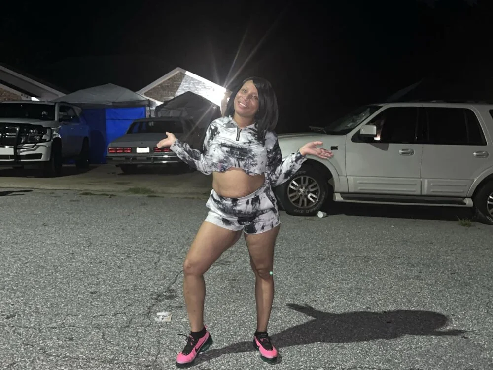 CreammieDeliteのオフラインXXXチャット