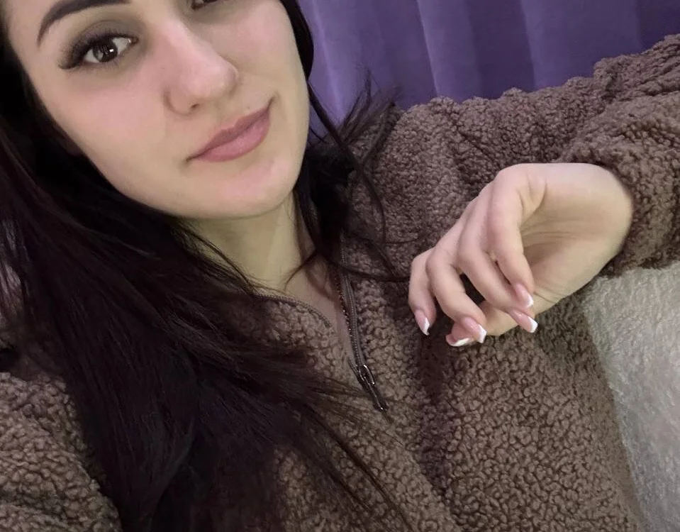 Nelly_Light's Offline Chat Room
