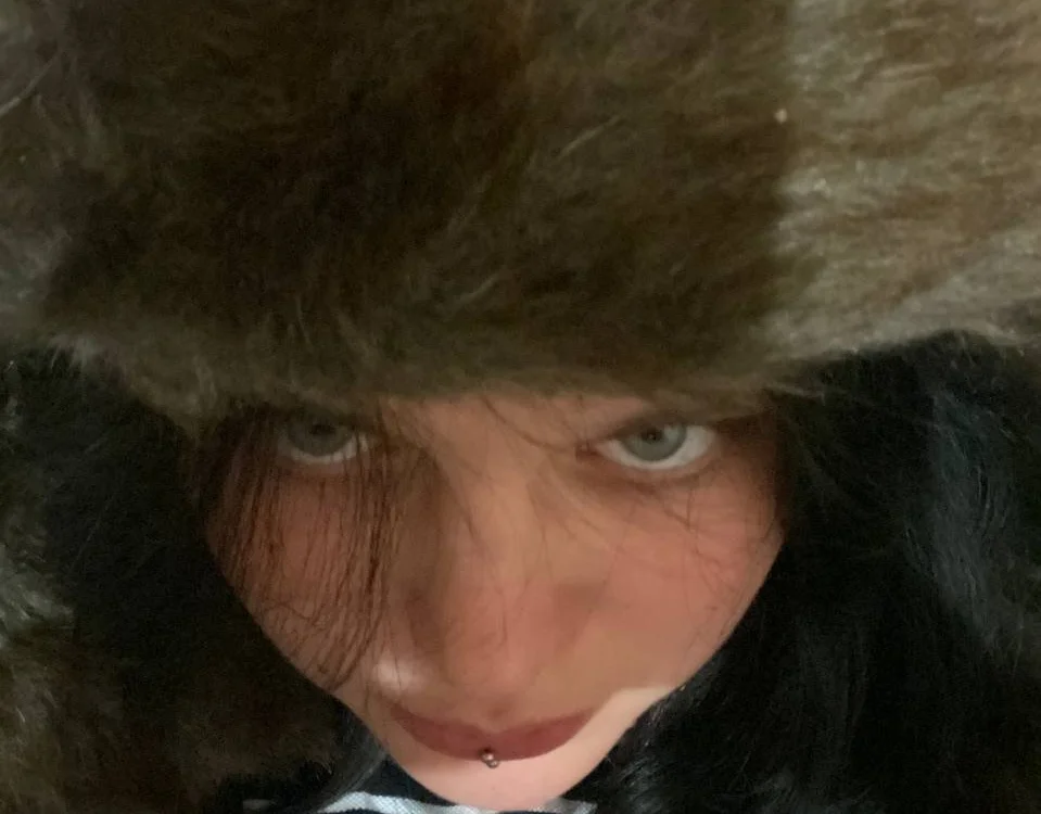 HotQueenDaphne offline XXX-chat