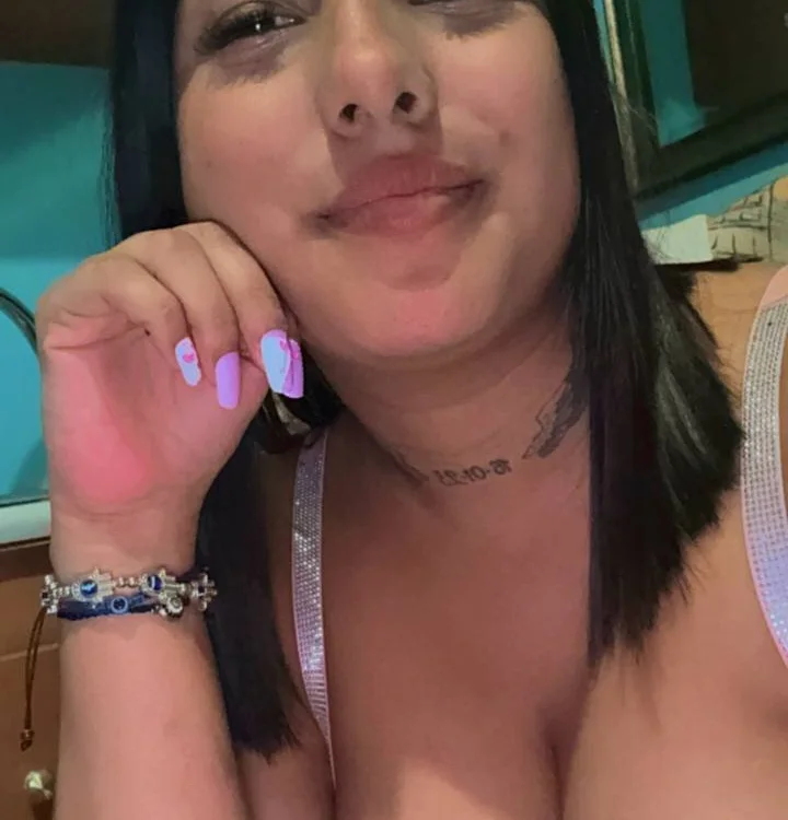 Pamela_sm offline chatrum