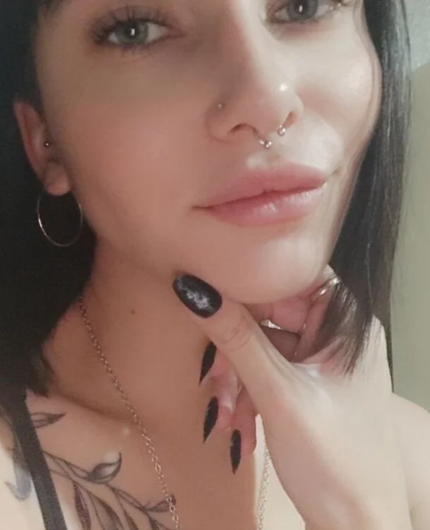 Celine_Kattie's Offline XXX Chat