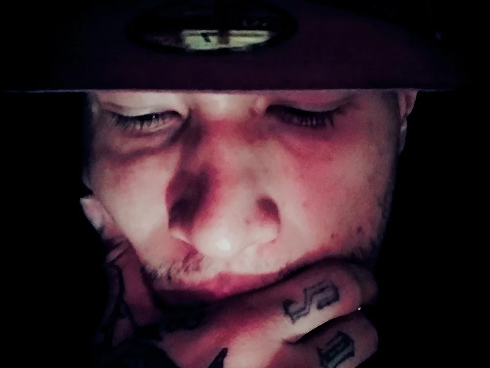 Agapito_pelais' Offline XXX Chat