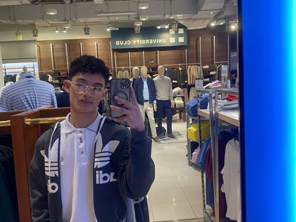 Offline XXX chat Patrick_Howland_