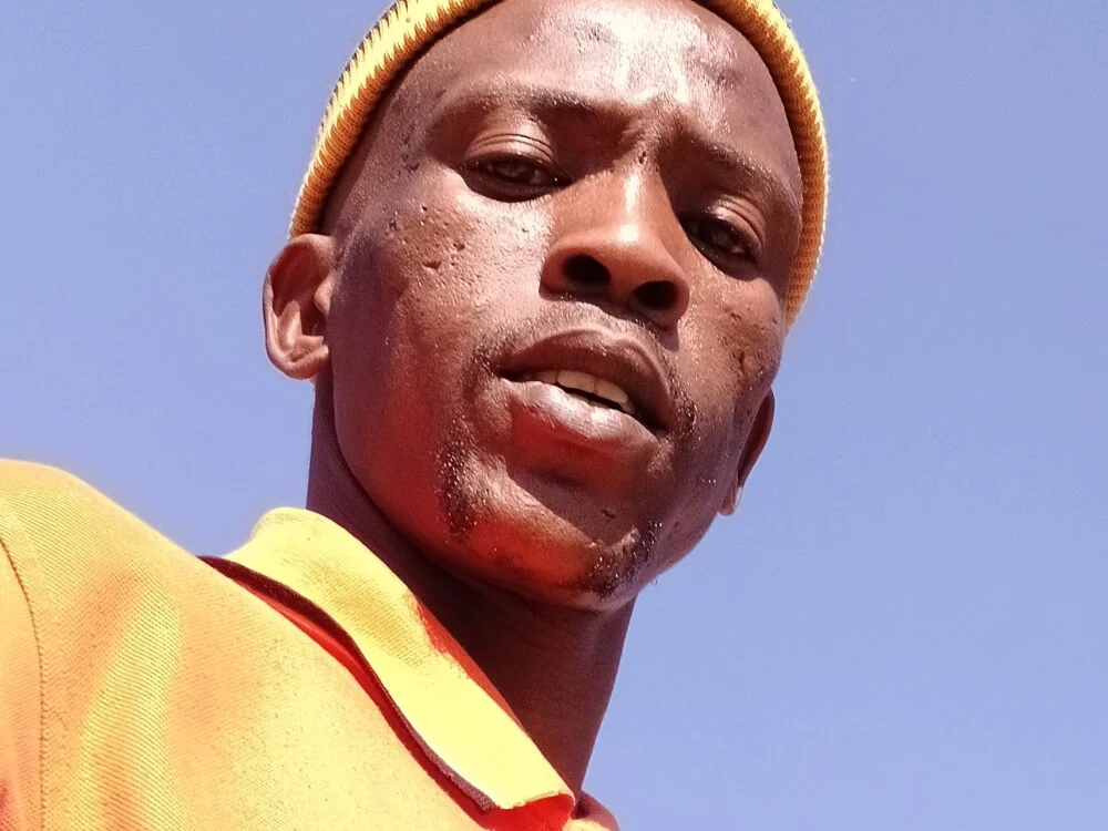 Dickson700 – Offline XXX chat