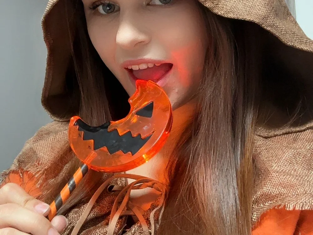 DelilahFields লাইভ XXX চ্যাট