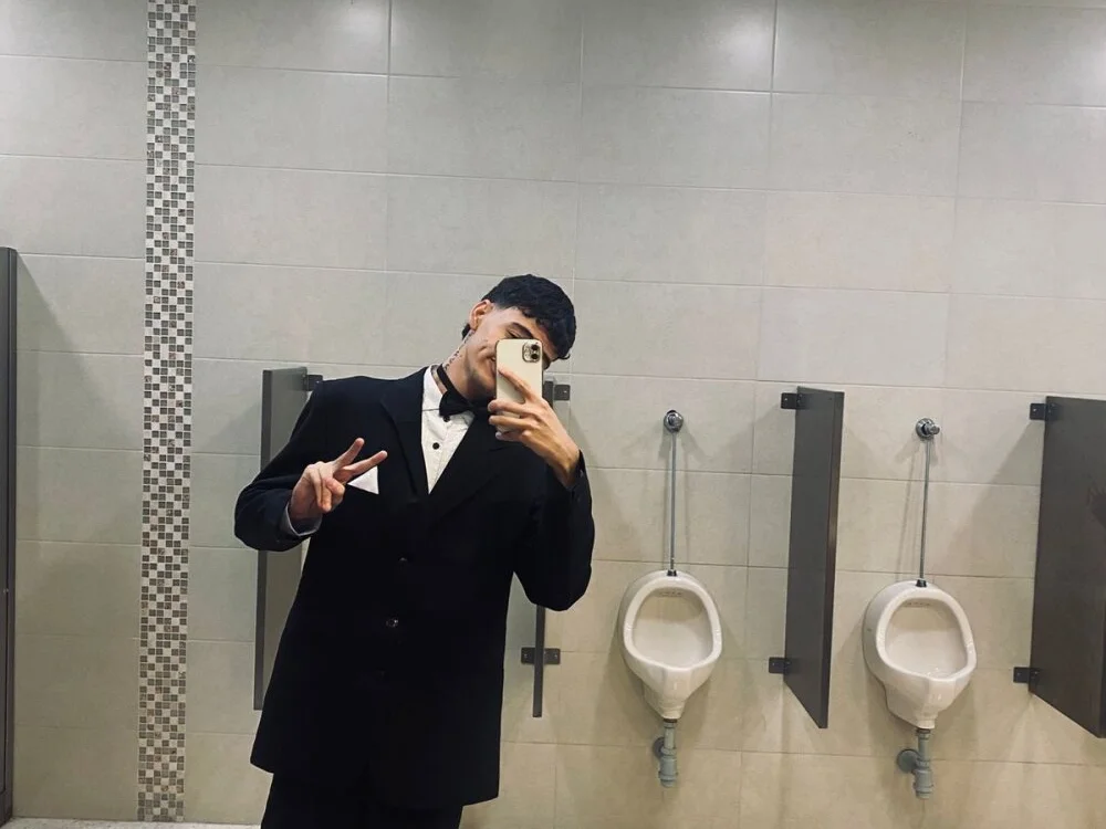 Dark_Desiree18 离线XXX聊天