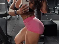 Bessie32 Live XXX-chat