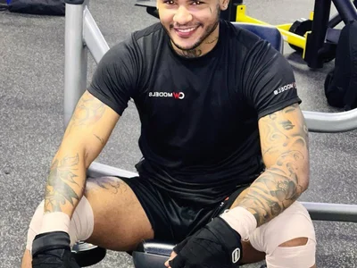 MICHELL_ARTHUS_ profile