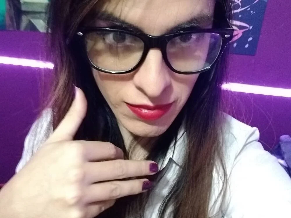 Tsophia's Offline XXX Chat