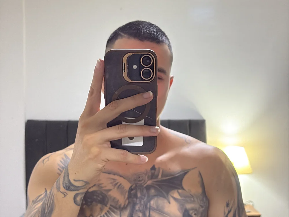 OwenSmith1 Offline XXX-Chat