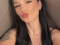Anaayss_'s webcam live show