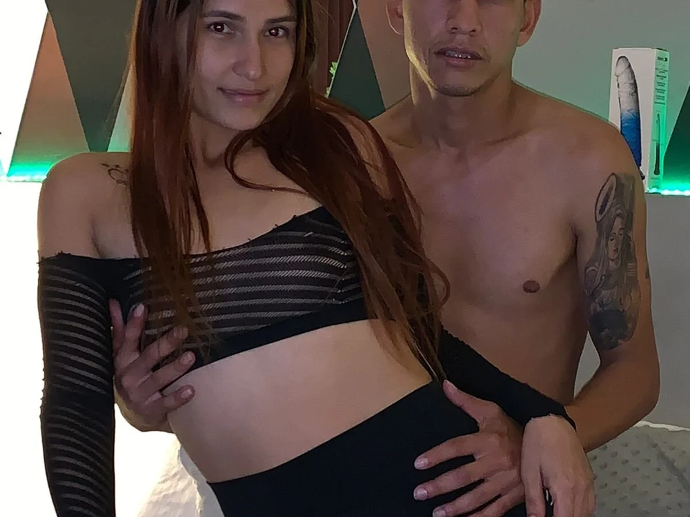 ScarttAndDom's Offline Chat Room