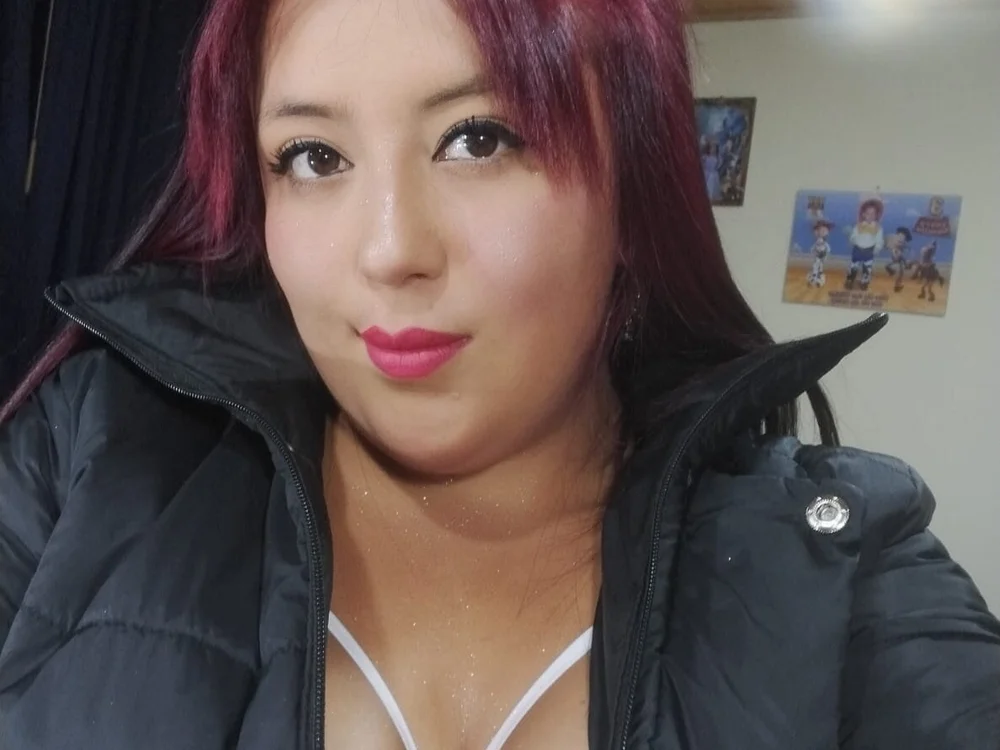 Sophia__1's Offline XXX Chat