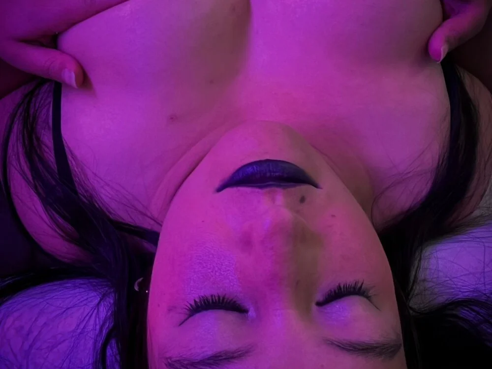 Sofi-Brown: офлайн-секс-чат