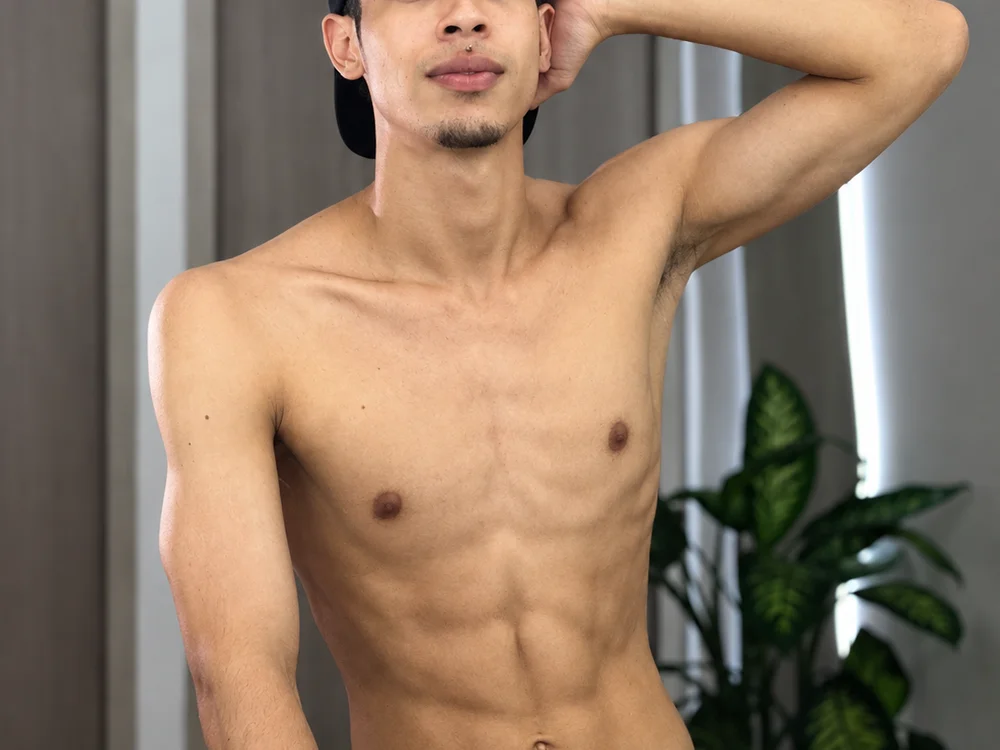 Ixxus_Raven Chat XXX offline